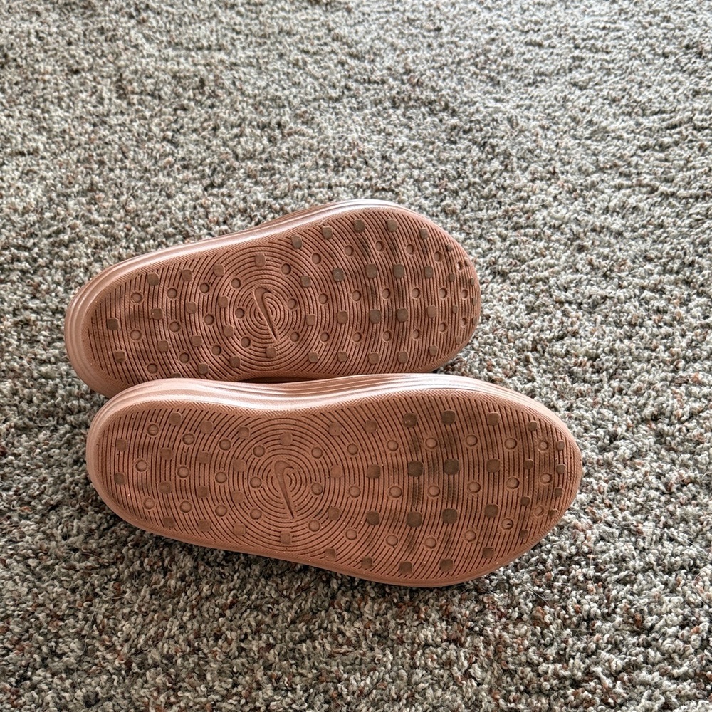 Nike ReactX Rejuven8 rose gold - Picture 4 of 4